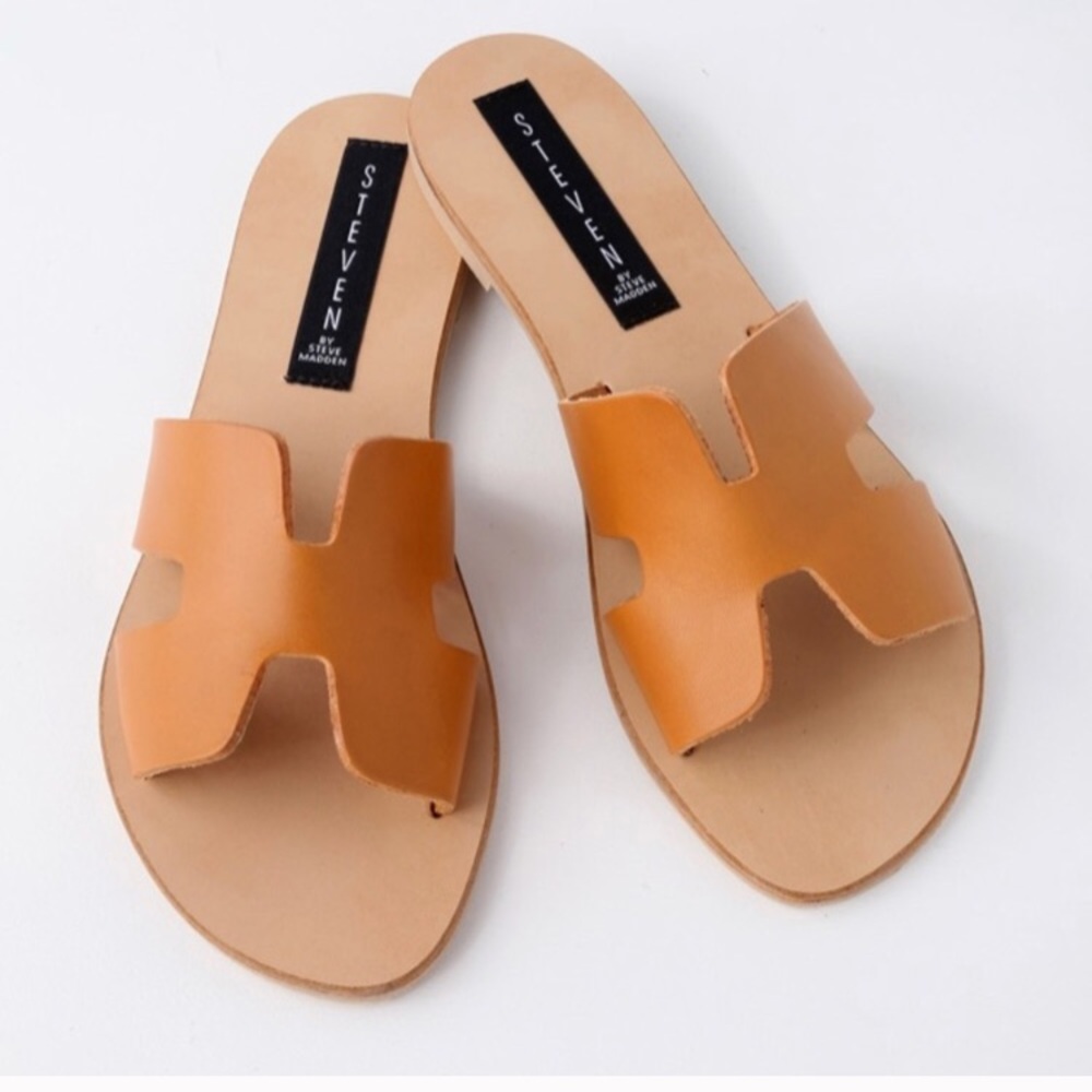 LAST CHANCE Steve Madden Cognac Greece Sandals